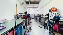 Kaki Bukit Recreation Centre (D14), Factory #521039011